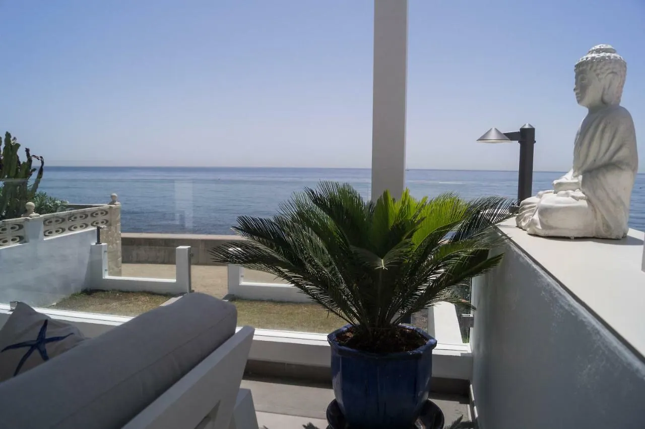 بيت للعطل Beach-Front Bahia Dorada إِستيبونا