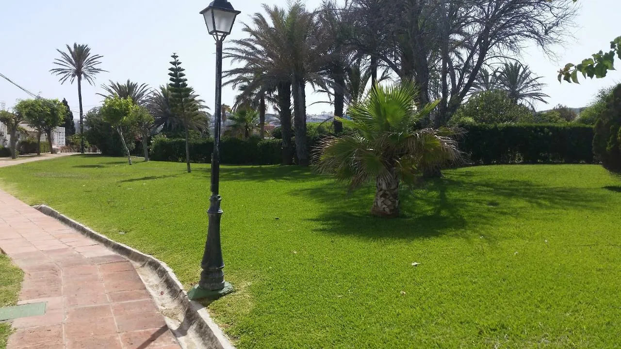 Beach-Front Bahia Dorada إِستيبونا بيت للعطل
